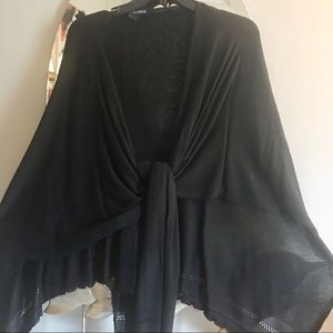 SAX FIFTH AVENUE WRAP